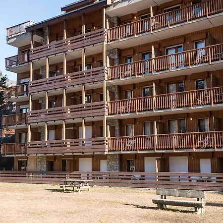 Apartment 17 *